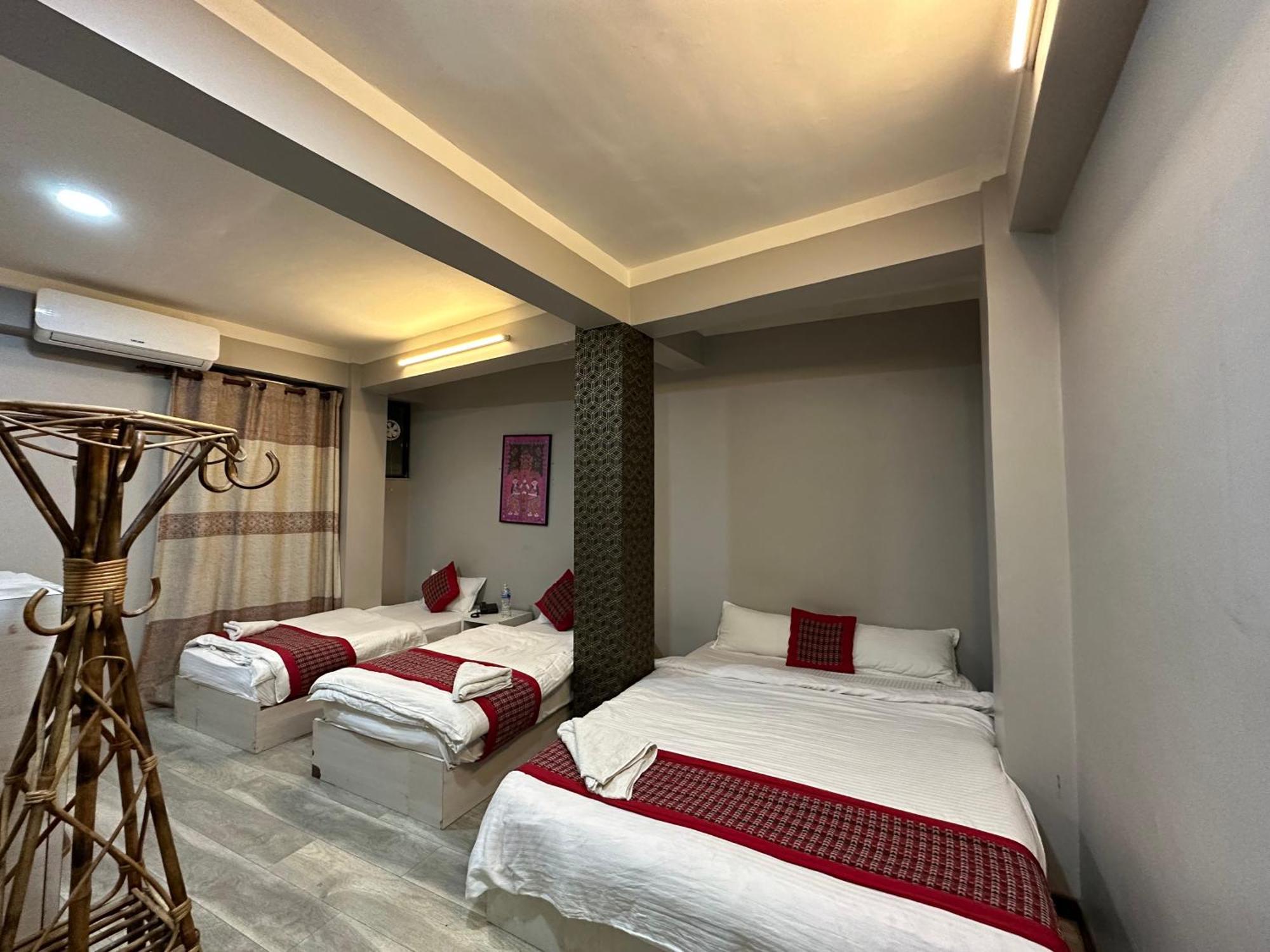 8848 Hostel Katmandu Dış mekan fotoğraf