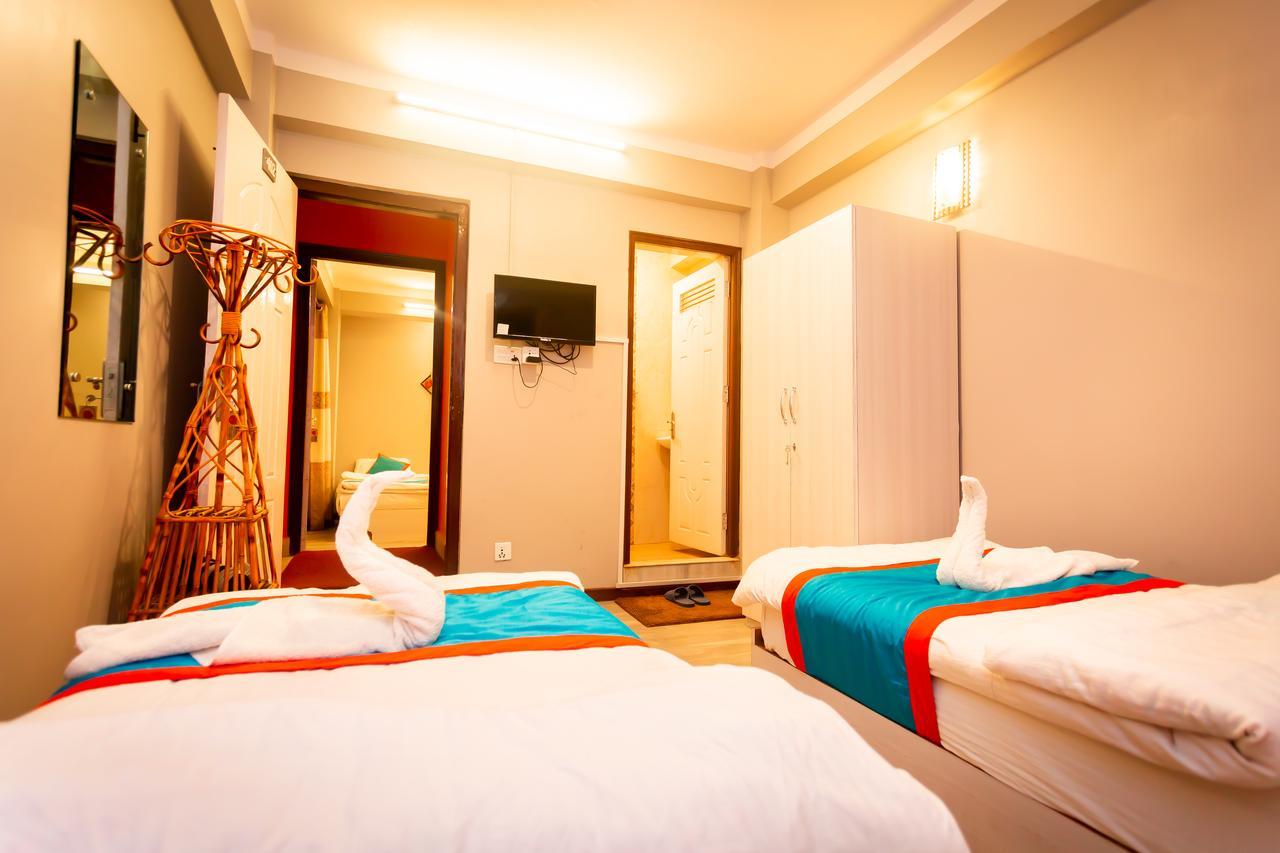 8848 Hostel Katmandu Dış mekan fotoğraf